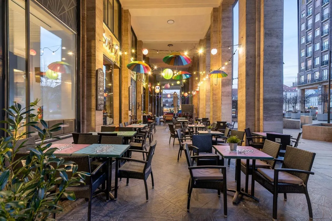 Economy Downtown Design Apartments - Free Parking - Balcony - Super Puplic Transport - Ac Budapest