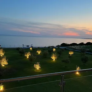  Apartament Kalivas House Grecia