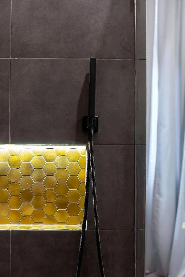 Economy Downtown Design Apartments - Free Parking - Balcony - Super Puplic Transport - Ac Budapest 0*,
